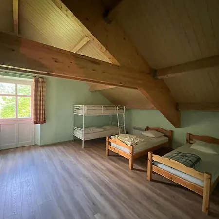 Maison Fougeres Droite Saint-prejet D'allier 14 Personnes